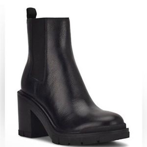 Marc Fisher Vanlisa Platform Chelsea Leather Boots